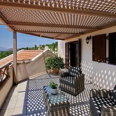 Metapothia Crete *